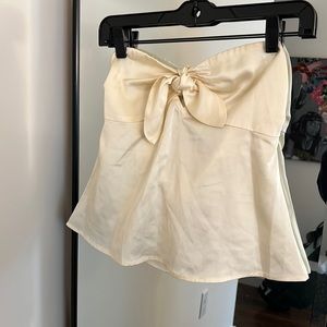 Extremely cute, no strap, tie front cream blouse
